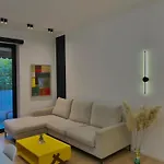 Cozycomfy Apartment